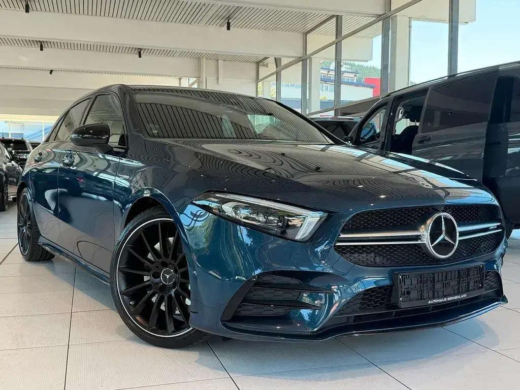 Gebraucht Mercedes A35 AMG AMG 306 PS (225 kW) 2020 Blau Limousine