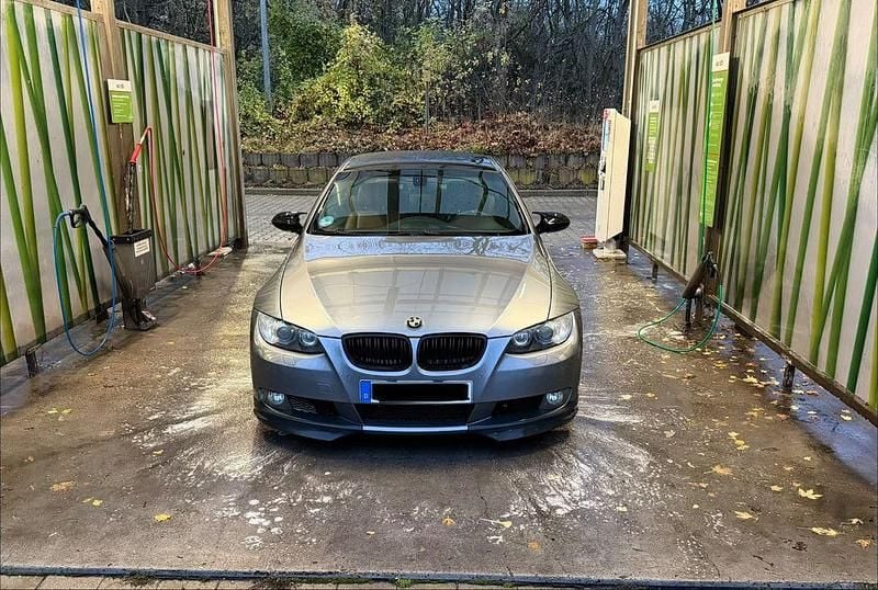 Gebraucht BMW 330 M Sport 272 PS (200 kW) 2006 Grau Coupé