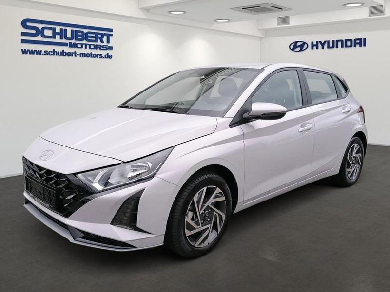 Lumen grey / mic Neu 2025 Hyundai i20 Trend Kleinwagen | 21.690 € (Fairer Preis) - Bild 1/4