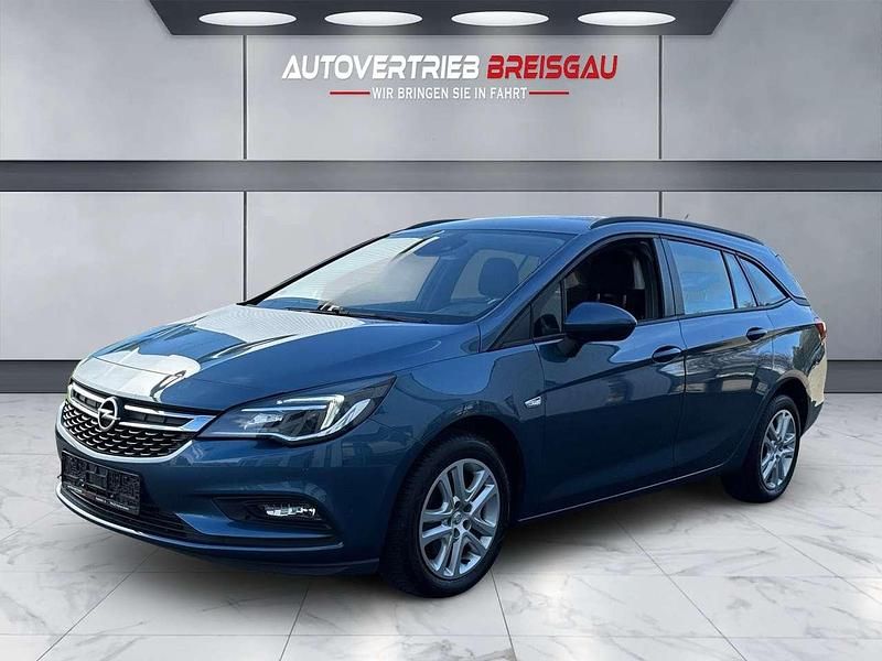 Gebraucht Opel Astra Edition 101 PS (74 kW) 2016 Blau Kombi