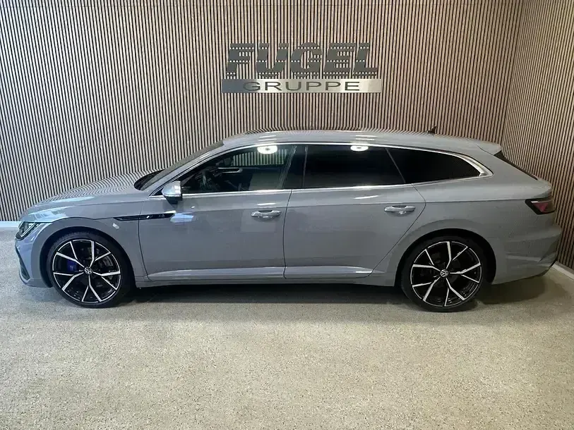 Gebraucht VW Arteon R 320 PS (235 kW) 2023 Mondsteingrau Limousine