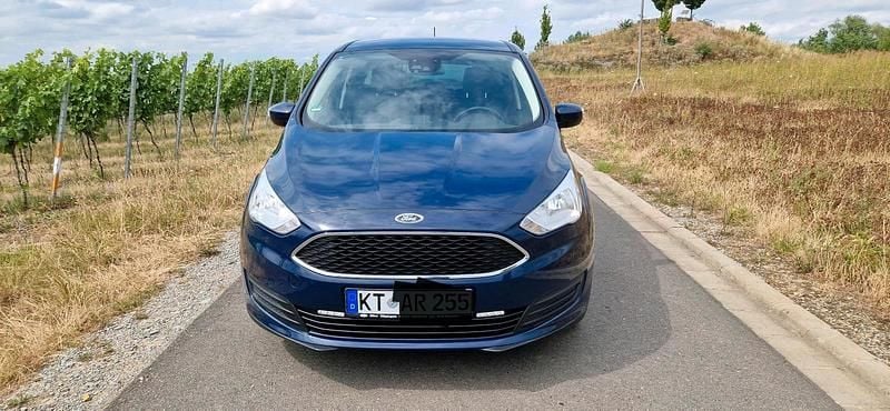 Blau Gebraucht 2019 Ford C-MAX Ambiente Van / Kleinbus | 10.250 € (Guter Preis) - Bild 1/4
