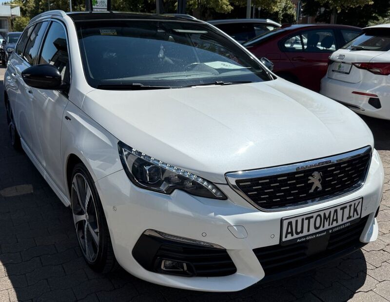 Weiß Gebraucht 2018 Peugeot 308 GT Kombi | 10.990 € (Guter Preis) - Bild 1/4