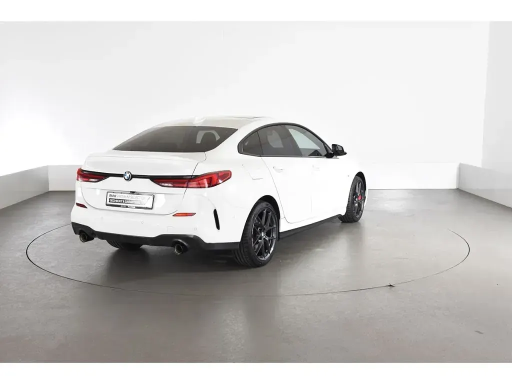 Gebraucht BMW 220 Gran Coupé M Sport 178 PS (130 kW) 2023 Weiss Coupé