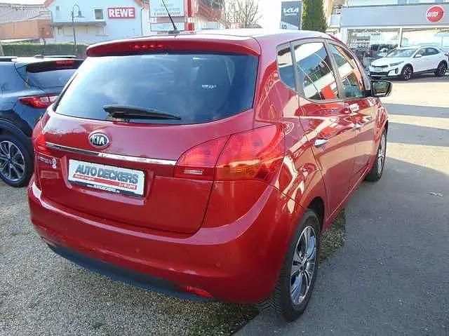 Second-hand Kia Venga 90 CP (66 kW) 2016 Roșu Hatchback