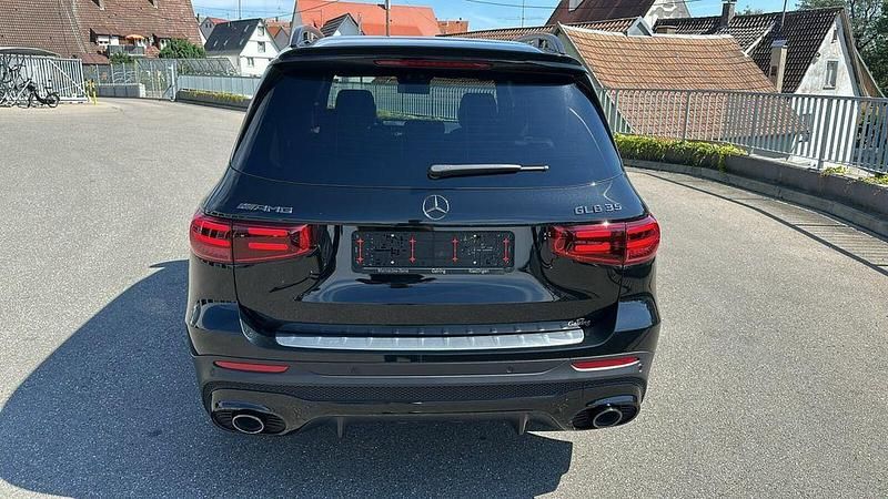 Gebraucht Mercedes GLB35 AMG 306 PS (225 kW) 2025 Schwarz SUV
