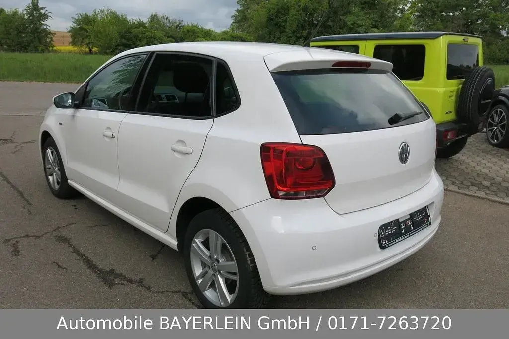 Gebraucht VW Polo Life 69 PS (50 kW) 2014 Weiß Kleinwagen
