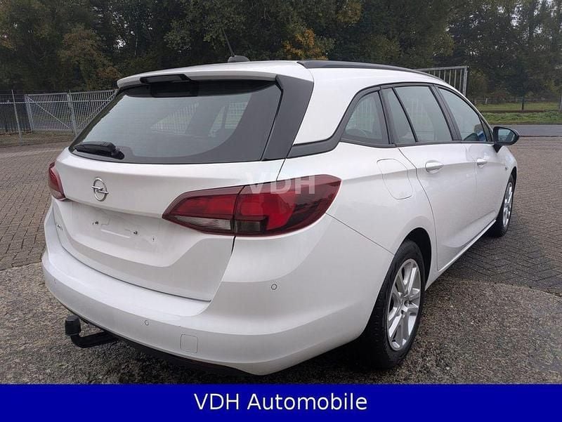 Gebraucht Opel Astra Edition 105 PS (77 kW) 2021 Weiß Kombi