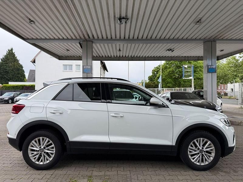 Gebraucht VW T-Roc 110 PS (80 kW) 2023 Weiß SUV