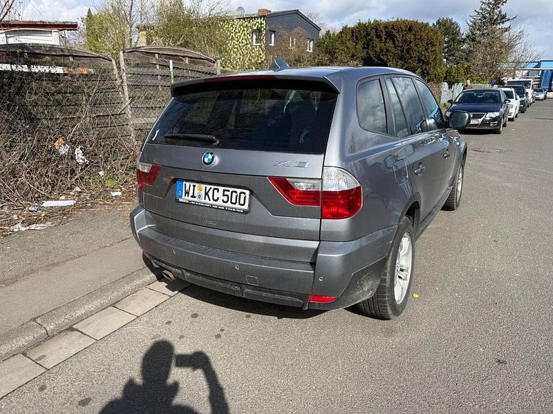 Gebraucht BMW X3 177 PS (130 kW) 2010 Grau SUV
