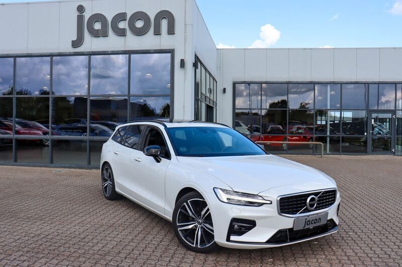 Weiß Gebraucht 2019 Volvo V60 R-Design Kombi | 23.600 € (Teuer) - Bild 1/4