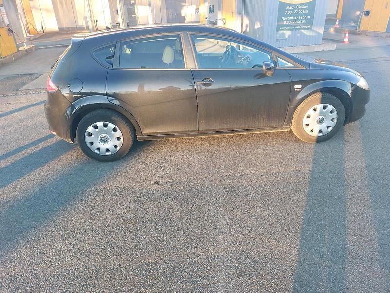 Usata Seat Leon 150 CV (110 kW) 2006 Nero Utilitaria