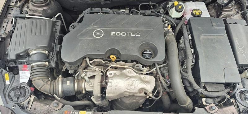 Gebraucht Opel Insignia 170 PS (125 kW) 2015 Braun Kombi