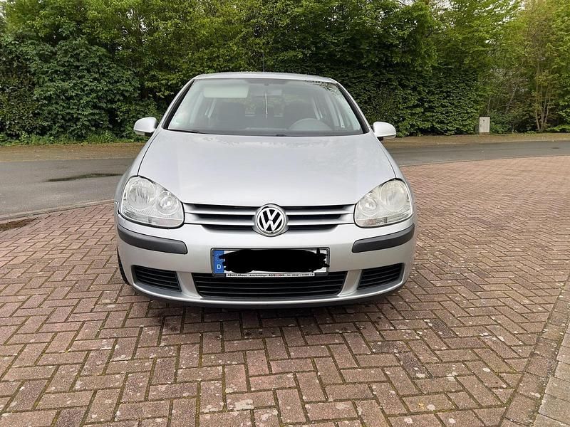 Gebraucht VW Golf 102 PS (75 kW) 2006 Silber Limousine
