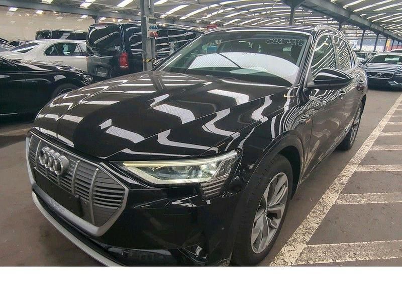 Schwarz Gebraucht 2020 Audi e-tron Advanced SUV | 27.870 € (Superpreis) - Bild 1/4
