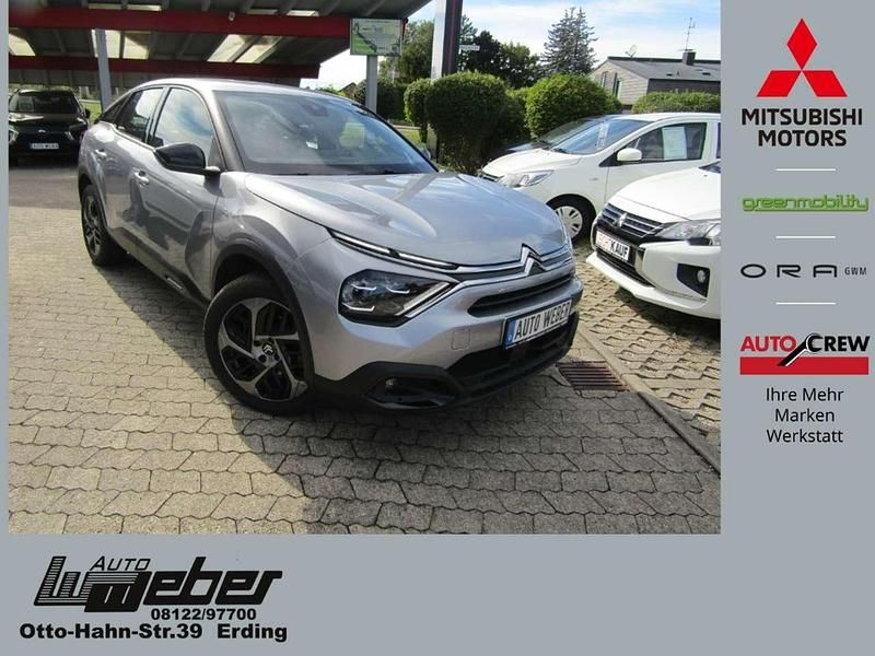 Grau Gebraucht 2024 Citroën C4 Feel Limousine | 19.990 € (Etwas zu teuer) - Bild 1/4