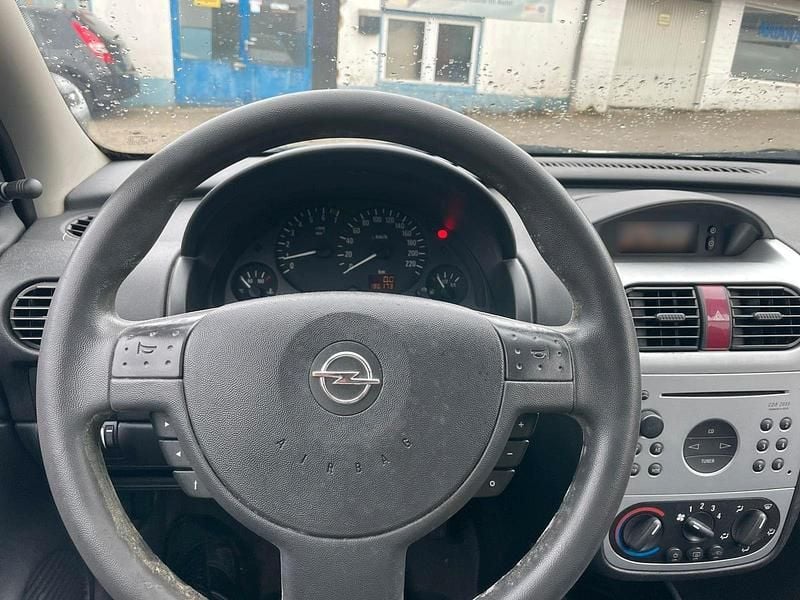 Gebraucht Opel Corsa Njoy 58 PS (42 kW) 2003 Grün Kleinwagen