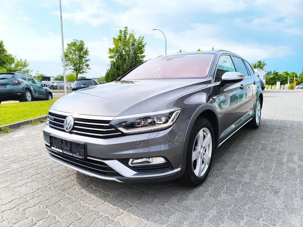 Gebraucht VW Passat Alltrack 190 PS (139 kW) 2015 Grau Kombi