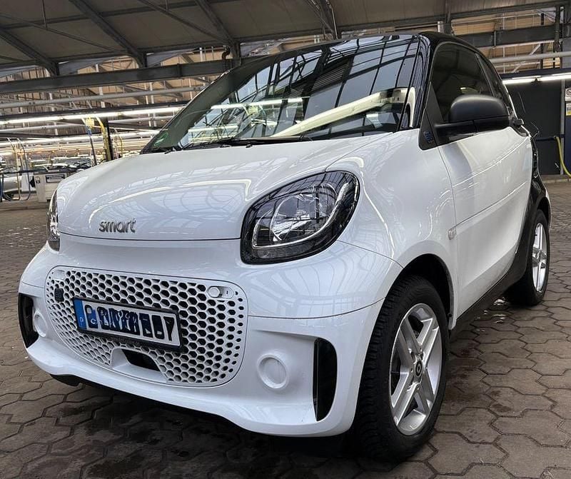 Gebraucht Smart ForTwo Electric Drive 60 kW (82 PS) 2022 Weiß Coupé