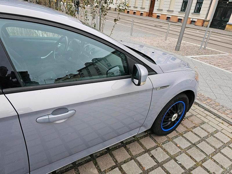 Gebraucht 2011 Ford Mondeo Kombi | 2.750 € (Superpreis) - Bild 1/4