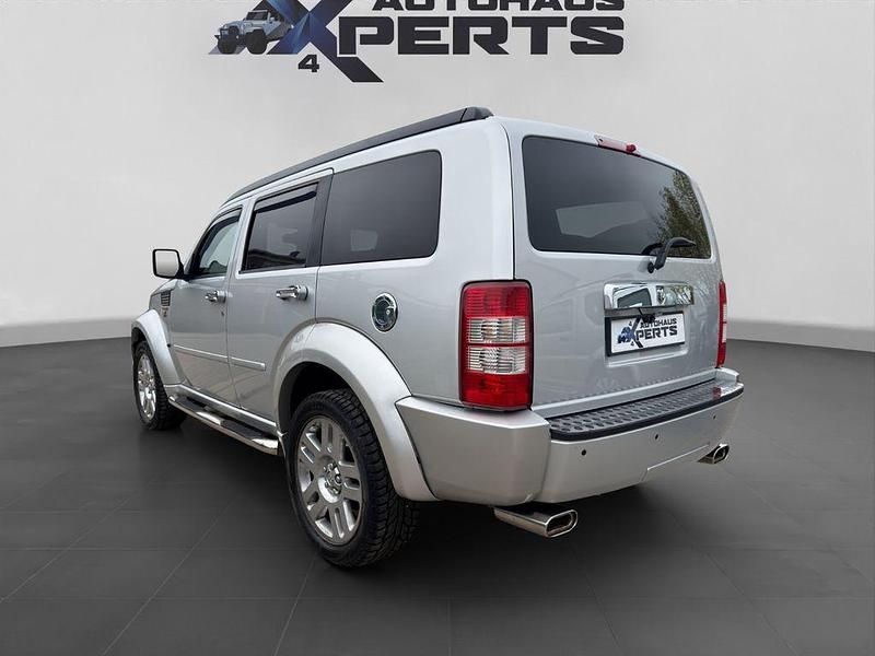 Gebraucht Dodge Nitro 177 PS (130 kW) 2010 Grau SUV