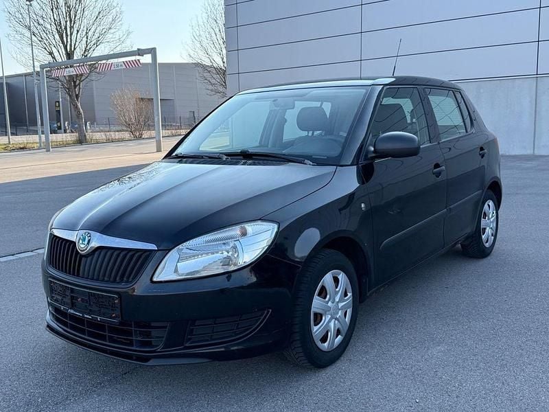 Gebraucht Skoda Fabia Special 60 PS (44 kW) 2011 Schwarz Limousine
