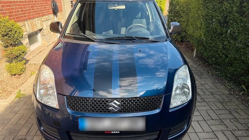 Second-hand Suzuki Swift 94 CP (69 kW) 2008 Albastru Hatchback