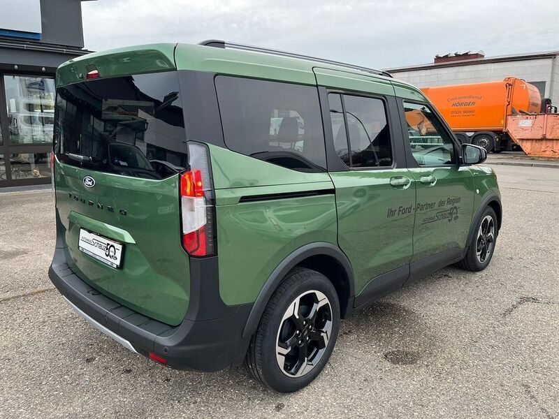 Gebraucht Ford Tourneo Courier Active 125 PS (91 kW) 2024 Grün Van / Kleinbus