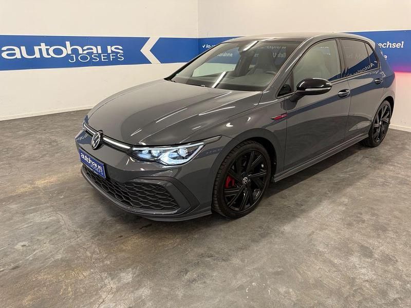 Grau Gebraucht 2023 VW Golf VIII Style Limousine | 31.999 € (Etwas zu teuer) - Bild 1/4