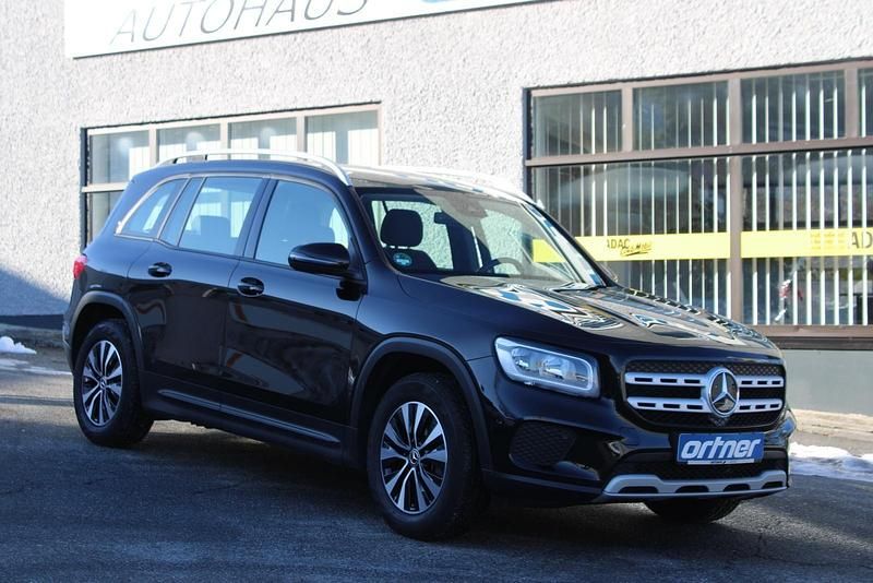 Gebraucht Mercedes GLB180 136 PS (100 kW) 2022 Schwarz SUV