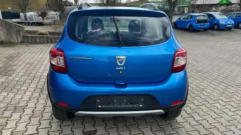 Gebraucht Dacia Sandero Prestige 90 PS (66 kW) 2014 Blau Kleinwagen