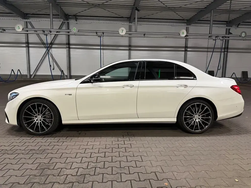 Gebraucht Mercedes E43 AMG AMG 401 PS (294 kW) 2016 Weiß Limousine