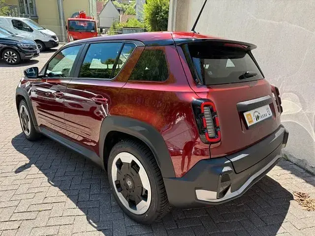 Neu Renault R4 Evolution 89 kW (122 PS) 2025 Kamesinrot Limousine