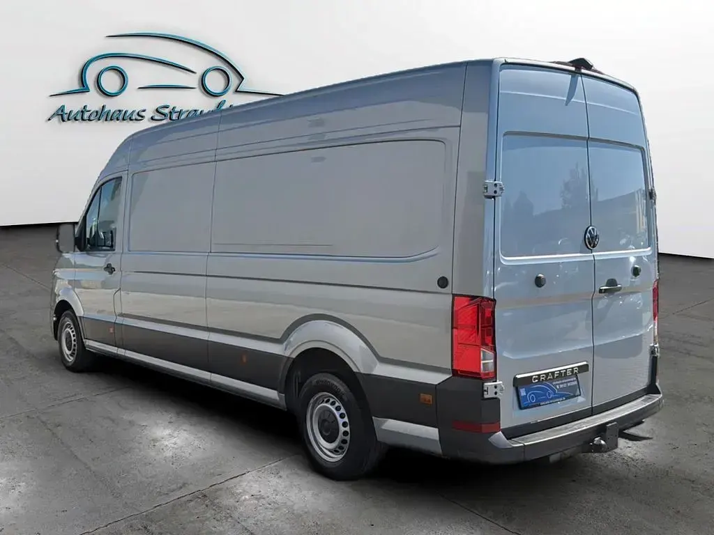 Gebraucht VW Crafter 177 PS (130 kW) 2025 Silberkeine angabe Van