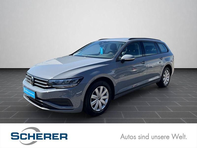 Mondsteingrau Gebraucht 2022 VW Passat Conceptline Kombi | 22.600 € (Superpreis) - Bild 1/4