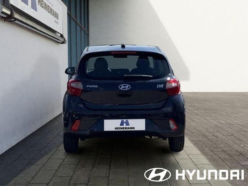 Gebraucht Hyundai i10 Select 63 PS (46 kW) 2025 Phantom black Kleinwagen