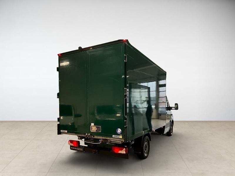 Gebraucht Mercedes Sprinter 163 PS (119 kW) 2021 Orchidgrün Van