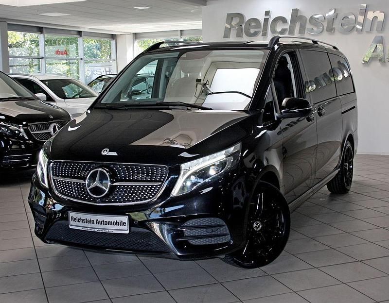 Obsidianschwarz Gebraucht 2022 Mercedes V300 AMG Van / Kleinbus | 53.980 € (Fairer Preis) - Bild 1/4