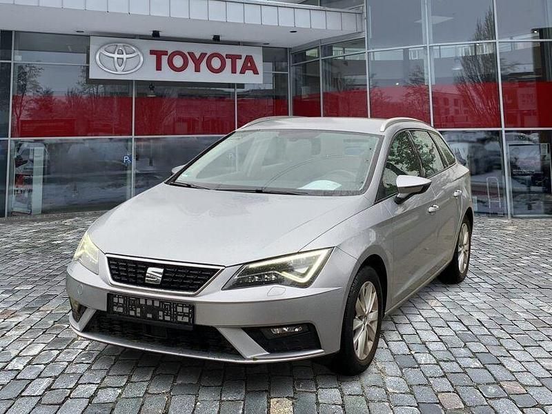 Silber Gebraucht 2020 Seat Leon | 11.490 € (Guter Preis) - Bild 1/4