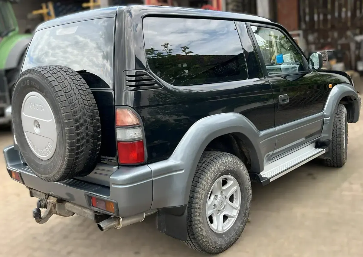 Gebraucht Toyota Land Cruiser 125 PS (91 kW) 1997 Schwarz SUV