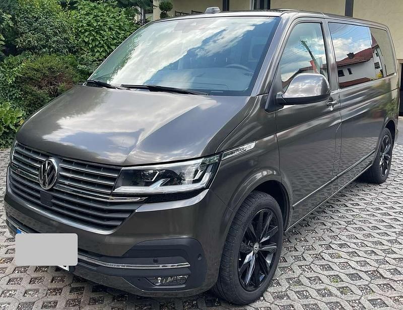 Gebraucht VW Multivan Generation Six 150 PS (110 kW) 2022 Grau Van