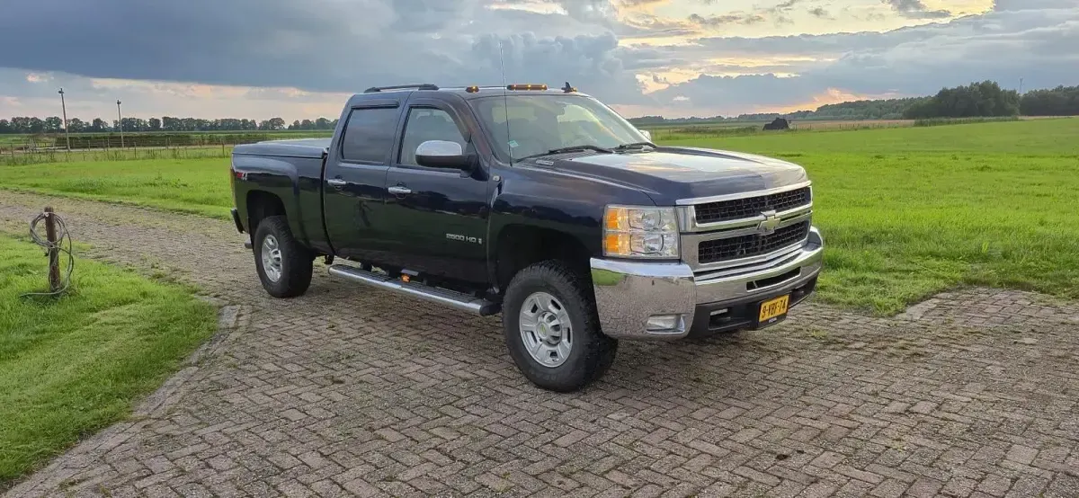 Gebraucht Chevrolet Silverado 370 PS (272 kW) 2009 Limousine