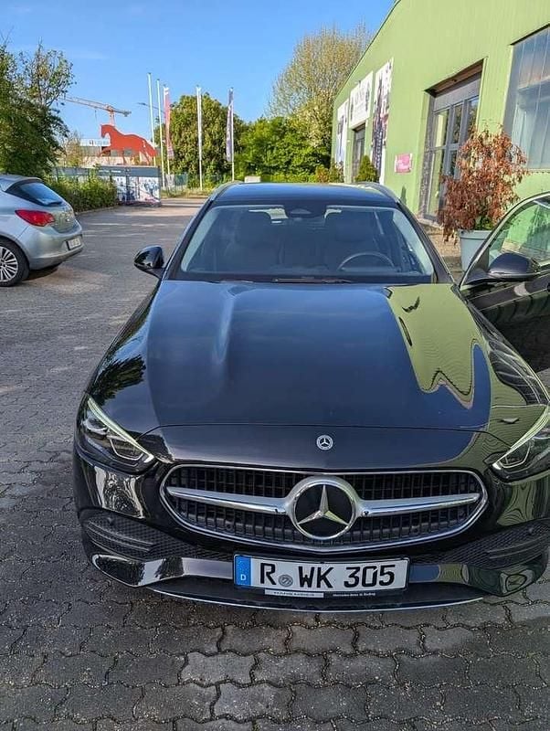 Gebraucht Mercedes C200 Avantgarde 204 PS (150 kW) 2022 Kombi