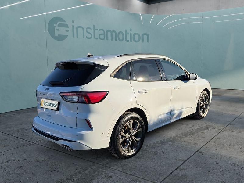 Gebraucht Ford Kuga 120 PS (88 kW) 2023 Weiß SUV