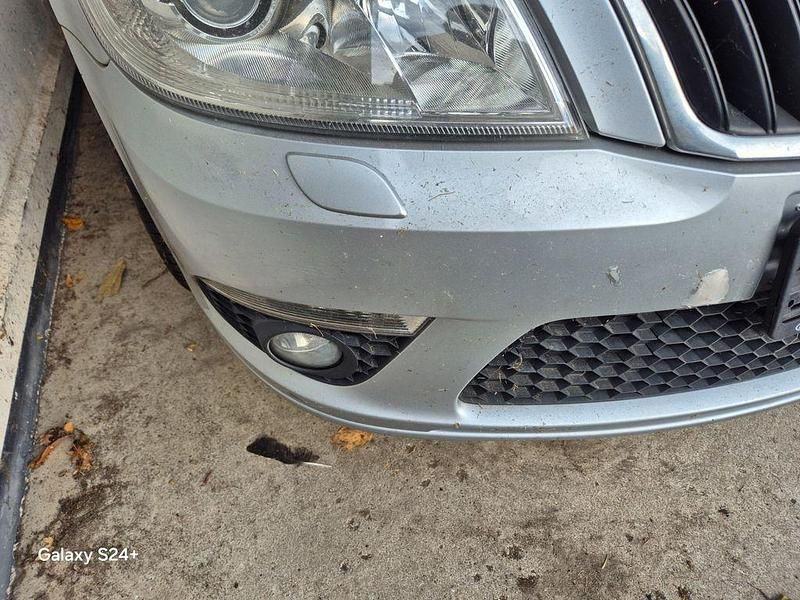 Silber Gebraucht 2010 Skoda Octavia RS Limousine | 10.000 € (Teuer) - Bild 1/4