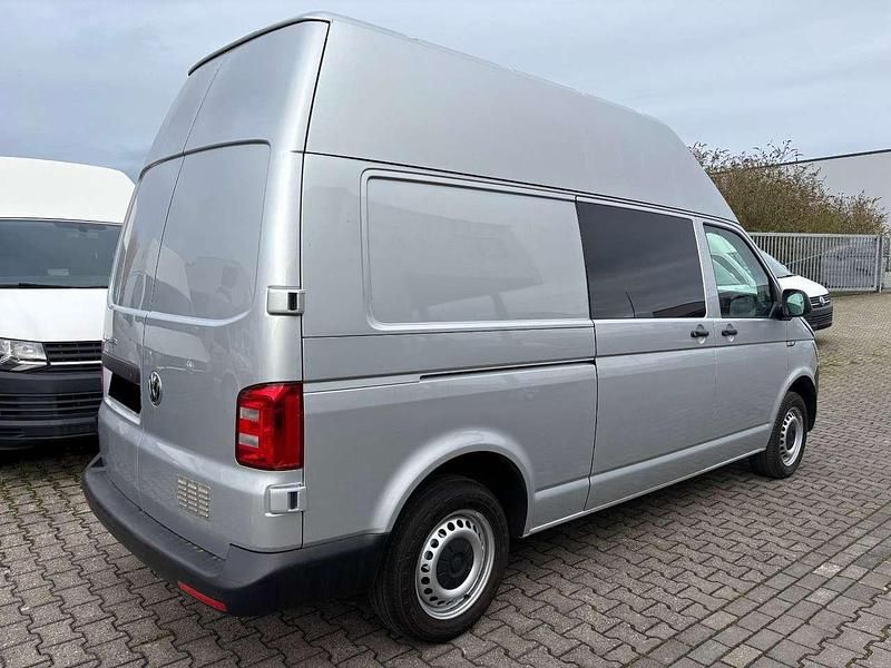 Gebraucht VW Transporter 102 PS (75 kW) 2020 Silber Van