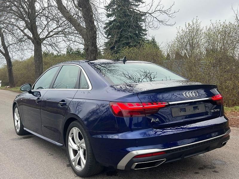 Gebraucht Audi A4 S-Line 150 PS (110 kW) 2021 Blau Limousine