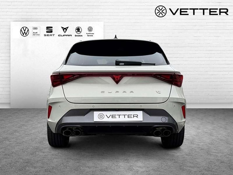 Gebraucht Cupra Leon VZ 333 PS (244 kW) 2025 Grau Limousine