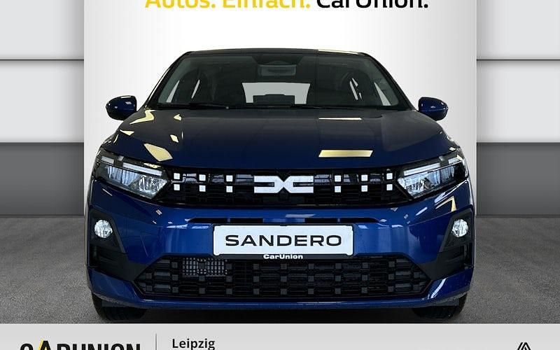 Neu Dacia Sandero Expression 101 PS (74 kW) 2026 Blau Limousine