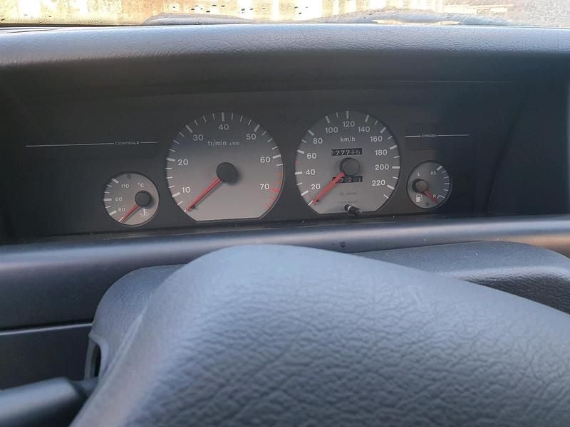 Gebraucht Citroën Xantia 121 PS (88 kW) 1994 Silber Kleinwagen